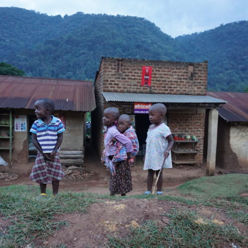 Enfants du village