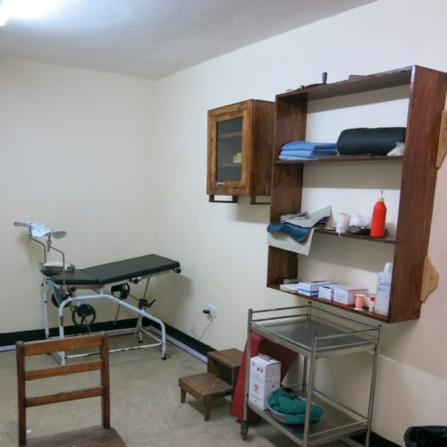 Xray room with shelves ..at last !